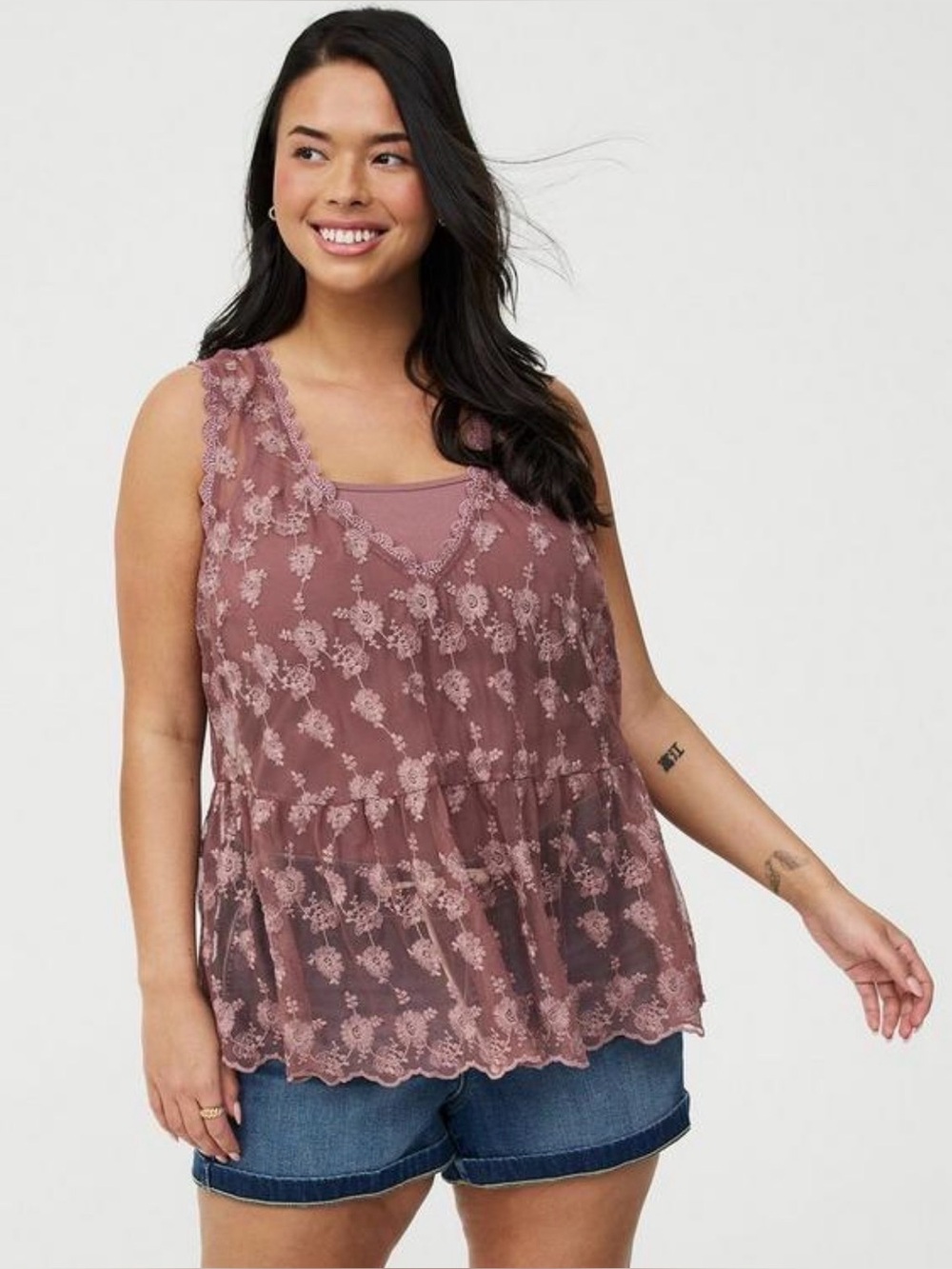 Torrid Lace V-Neck Tank, Rose Taupe, Size 2 (2X 18-20), NWT